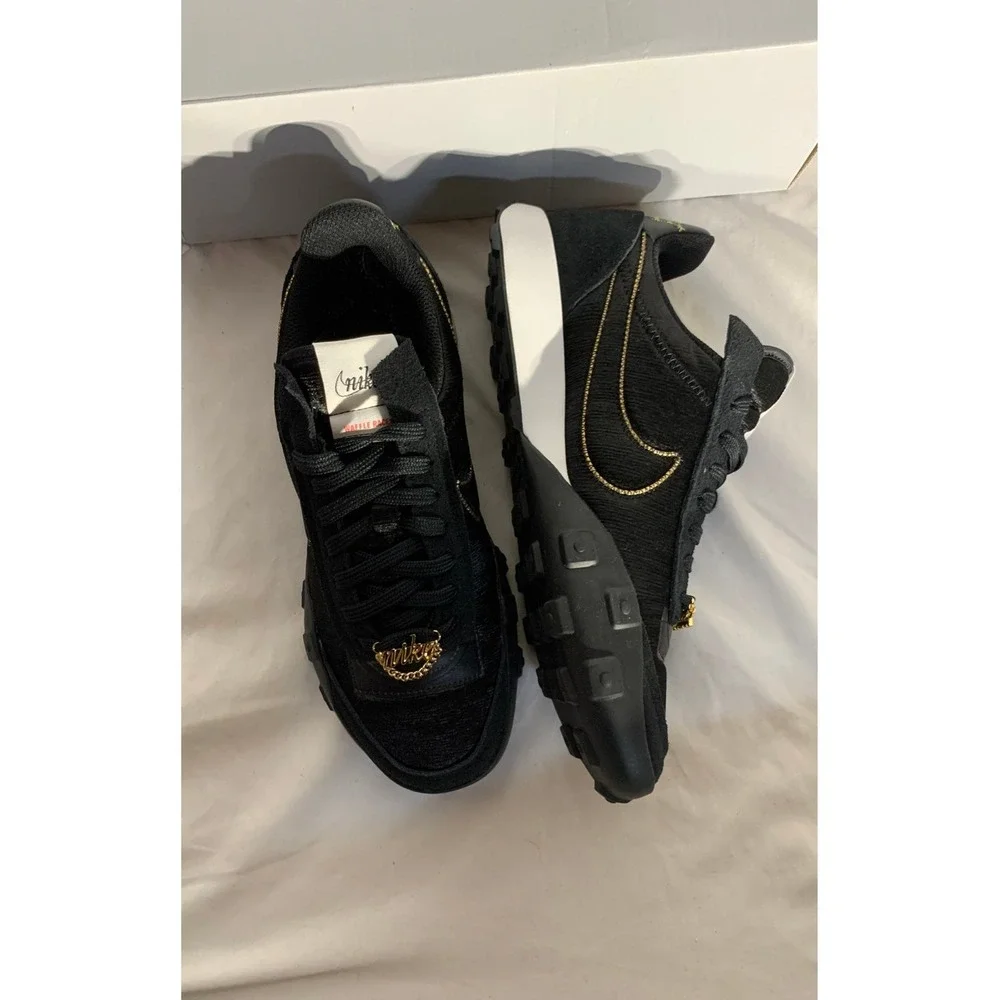 Nike Waffle Racer 2X Black Metallic Gold Astrology Pack Womans 5.5